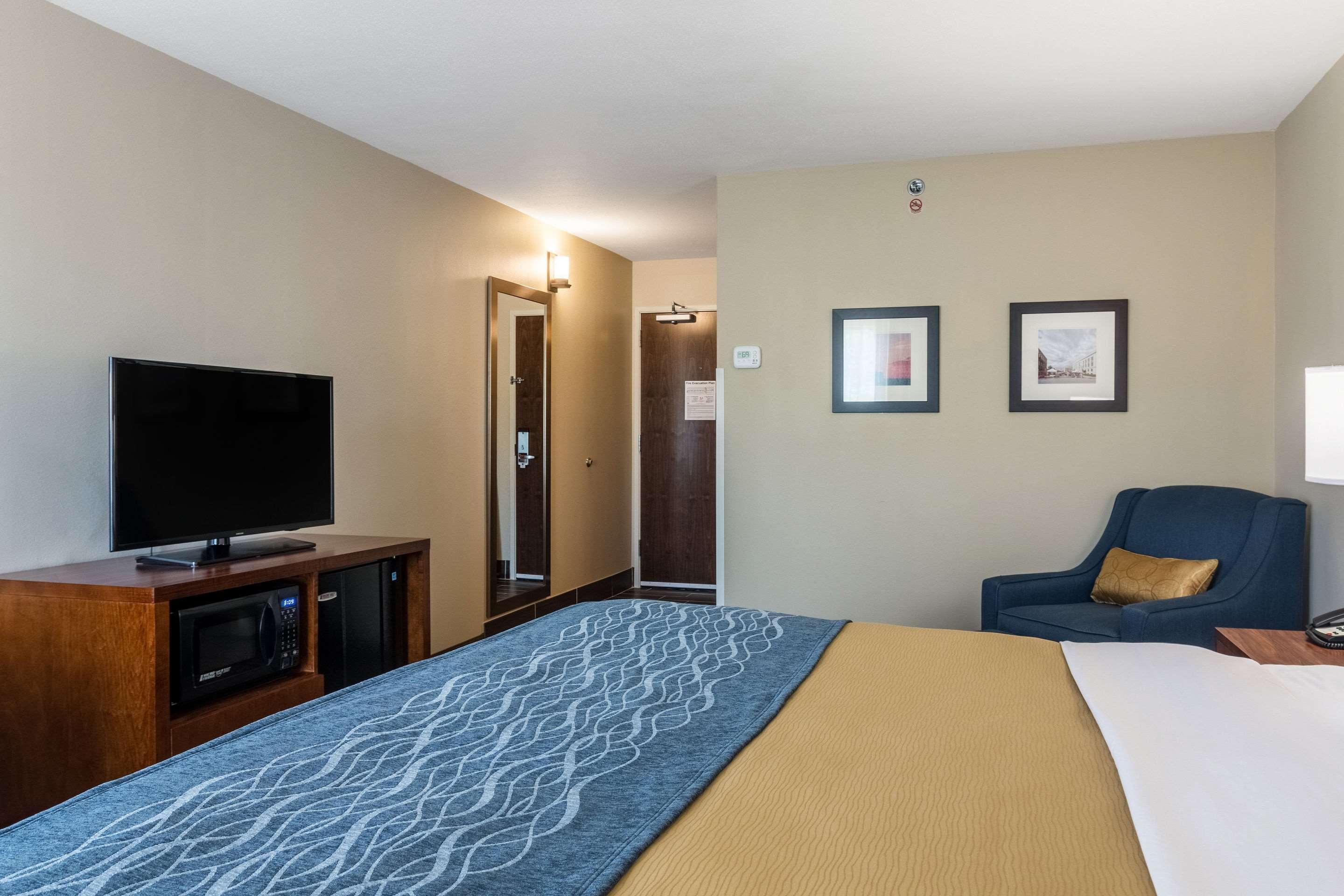 Comfort Inn Edwardsville - St Louis Экстерьер фото