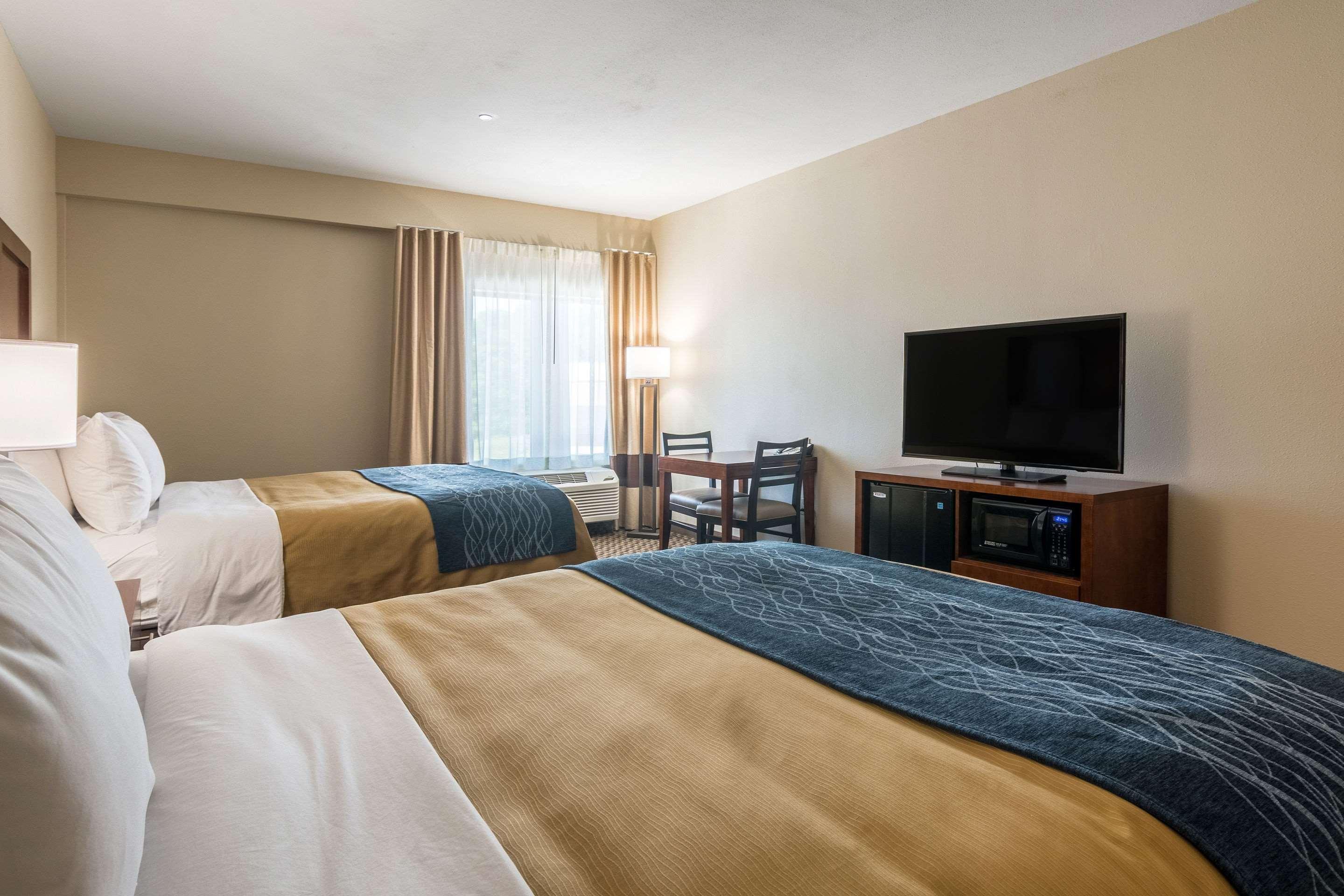 Comfort Inn Edwardsville - St Louis Экстерьер фото