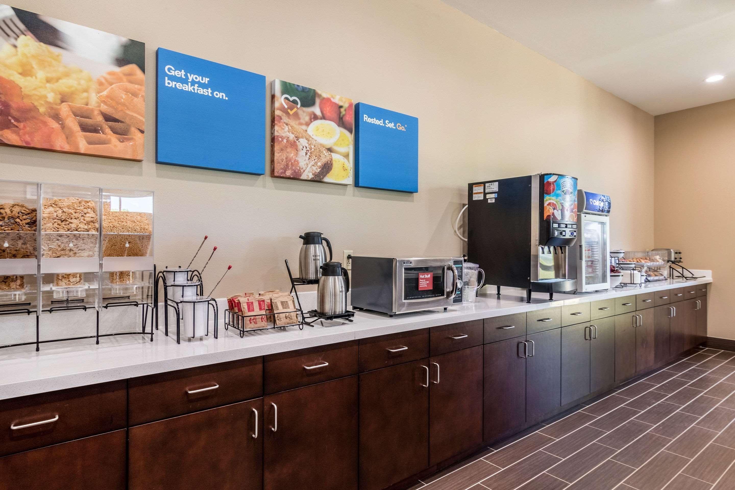 Comfort Inn Edwardsville - St Louis Экстерьер фото